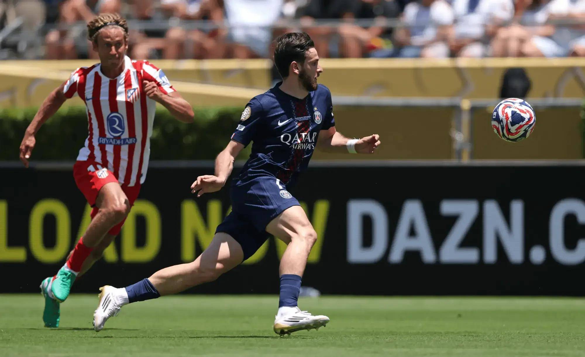 Ming在巴黎圣日耳曼比赛中险胜,大比分获胜引发热议! Ming在巴黎圣日耳曼比赛中险胜,大比分获胜引发热议!