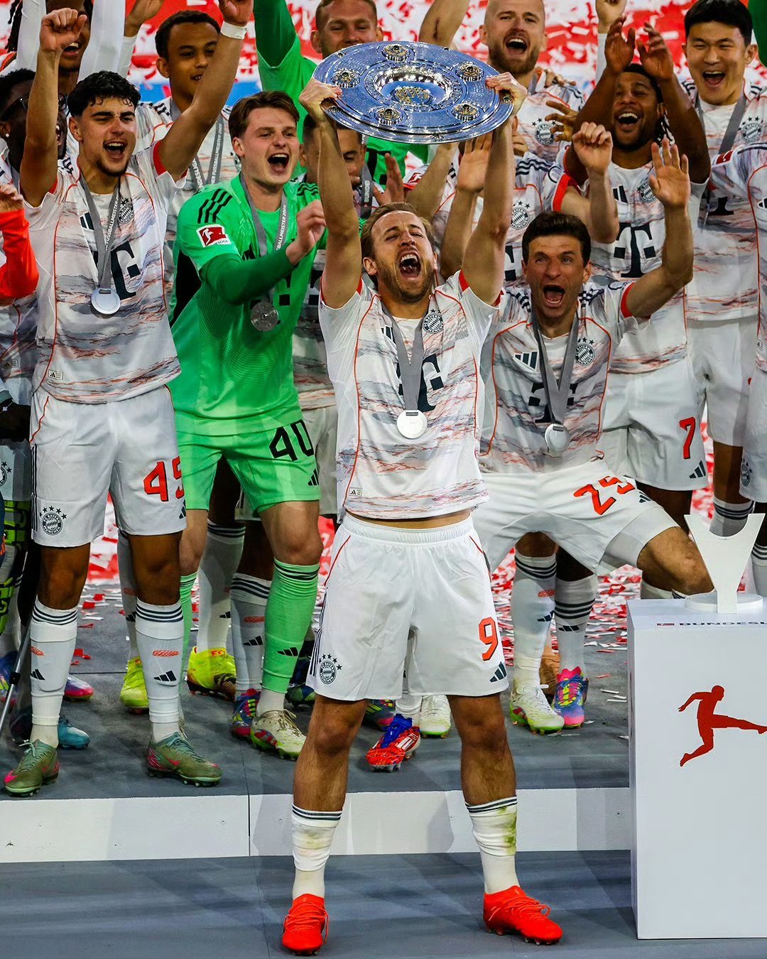 关于凯恩在瑞士队比赛中高光表现,败北引发热议!的信息 关于凯恩在瑞士队比赛中高光表现,败北引发热议!的信息