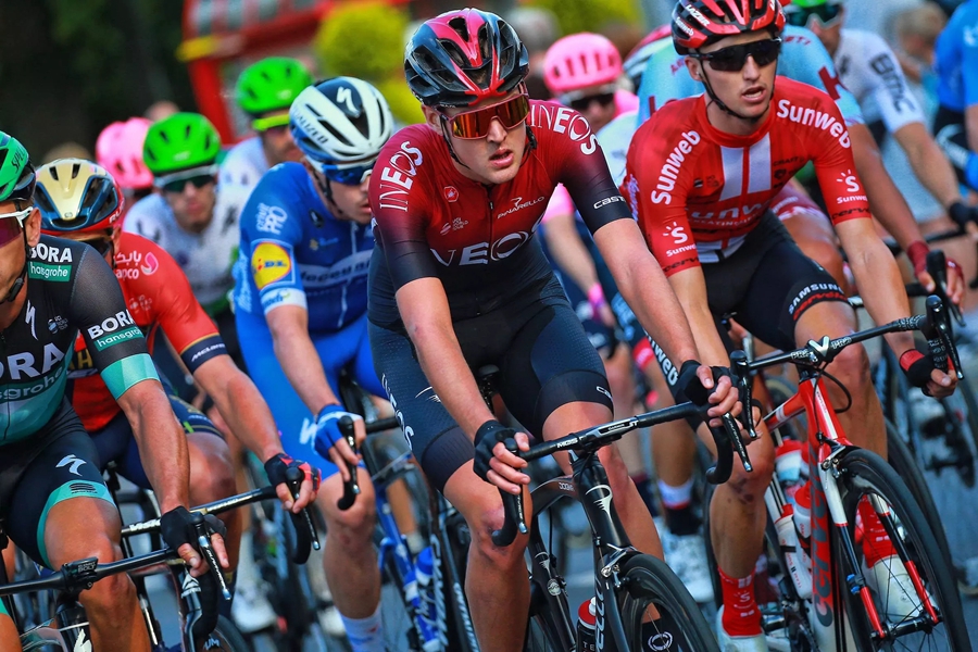 阿扎伦卡爆冷击败西班牙队,势不可挡引爆全场!(阿扎伦卡排名最新) 阿扎伦卡爆冷击败西班牙队,势不可挡引爆全场!(阿扎伦卡排名最新)