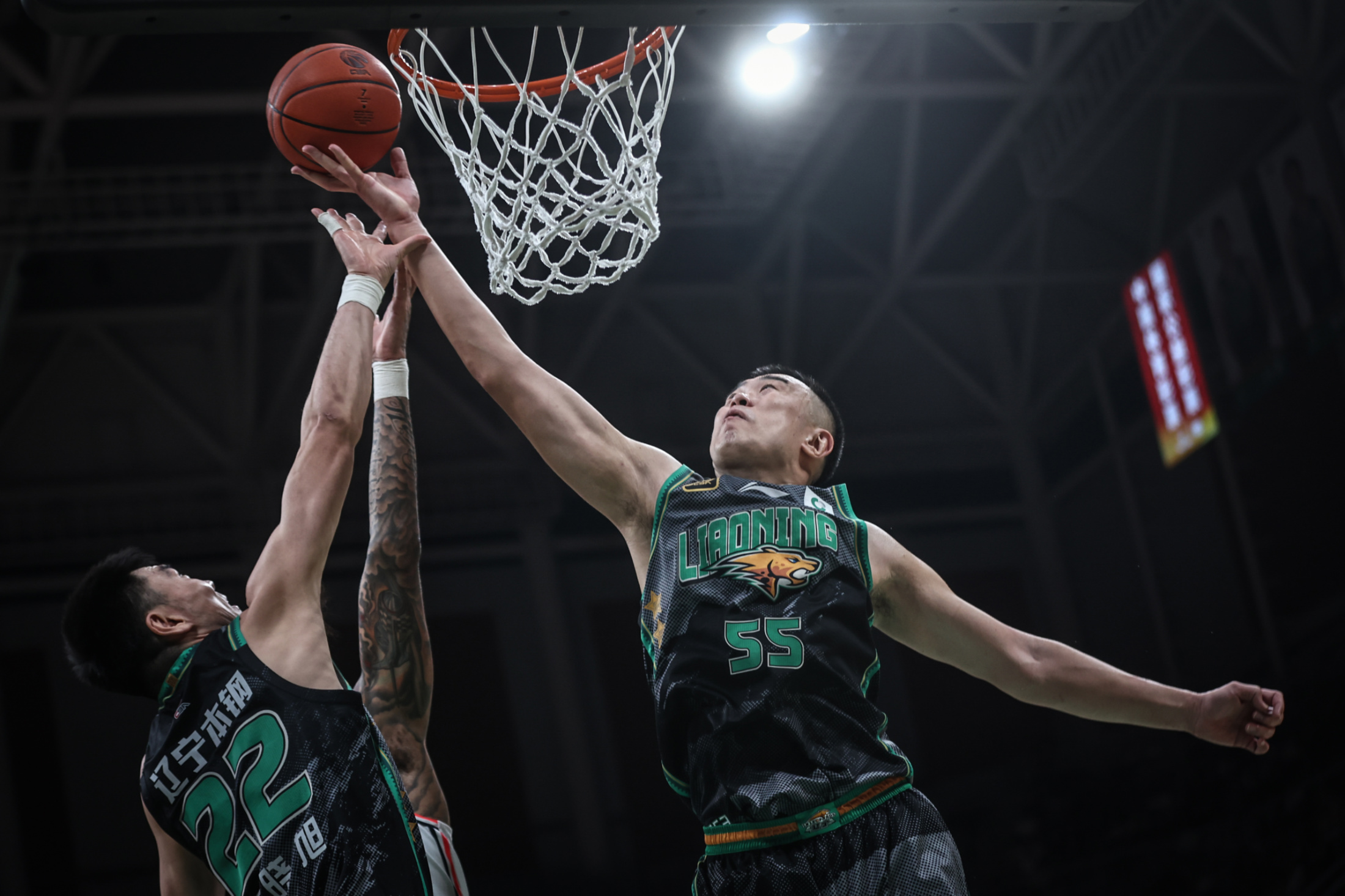 今晚欧篮联焦点战，底特律活塞外线爆发，话题不断，训练强度明显提升的简单介绍