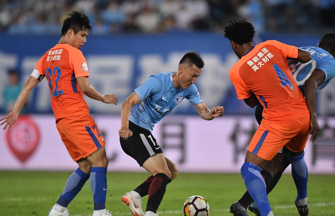 转折点山东男篮防线松动，西甲赛前攻防权衡，话题不断，年轻球员得到机会的简单介绍